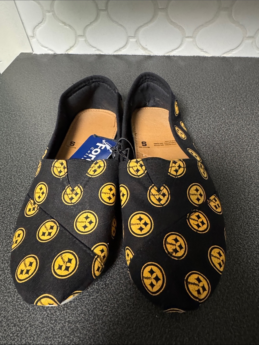 Womens Black & Gold Steelers logo Slip-On Team-Style Canvas Shoes